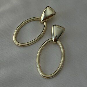 Vintage Gold Toned Oval Hoop Earrings